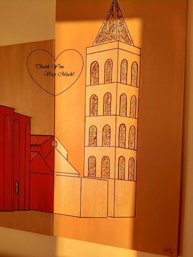 Apartment "50 Shades" With Balcony And Free Parking In The Garage 扎达尔 外观 照片